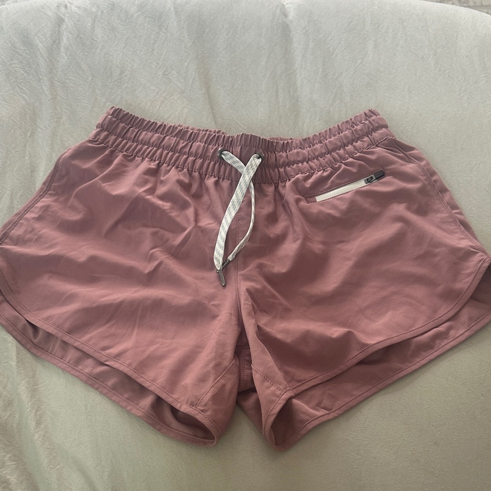 Vuori Women's ClementineAthletic Shorts